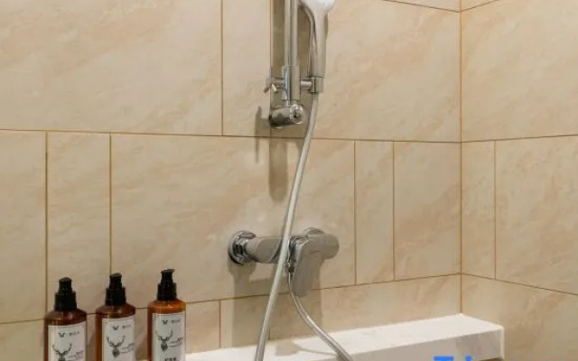 Vienna International Hotel (Shuangfeng County Branch) – Bathroom – Loudi