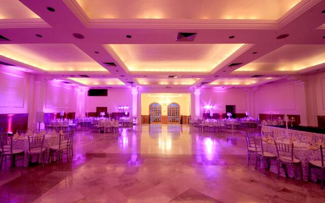 Holiday Inn Monclova by IHG