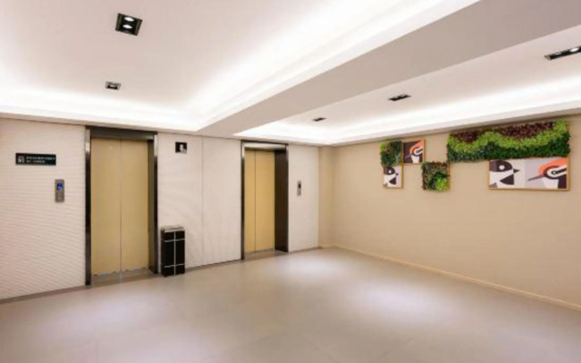 Homeinn Selected Hotel (Huludao Lianshan Street)