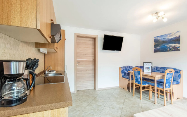 Picturesque apartment in Bramberg with balcony