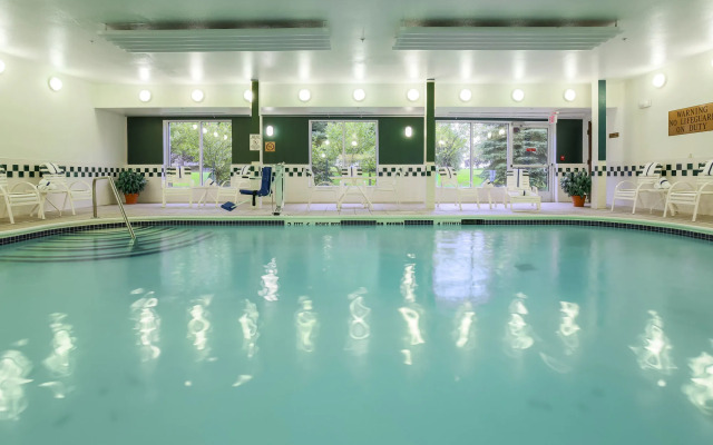 Holiday Inn Express Rochester NE- Irondequoit by IHG