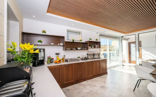 C4 Retreats by Georges Boutique Living