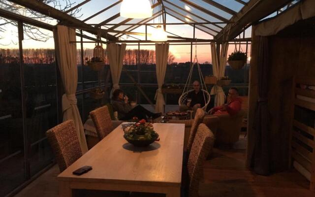 Glamping De Kas Inn