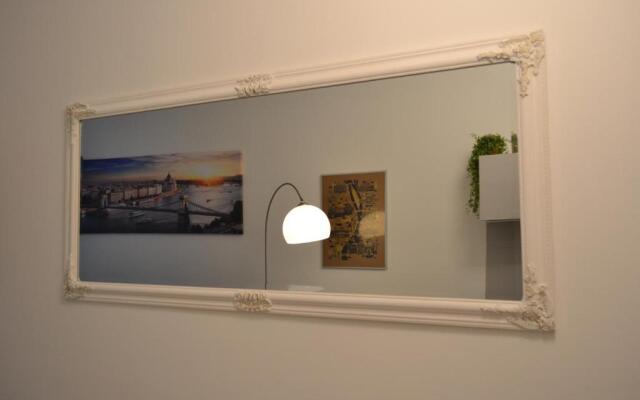 City Corso Apartman