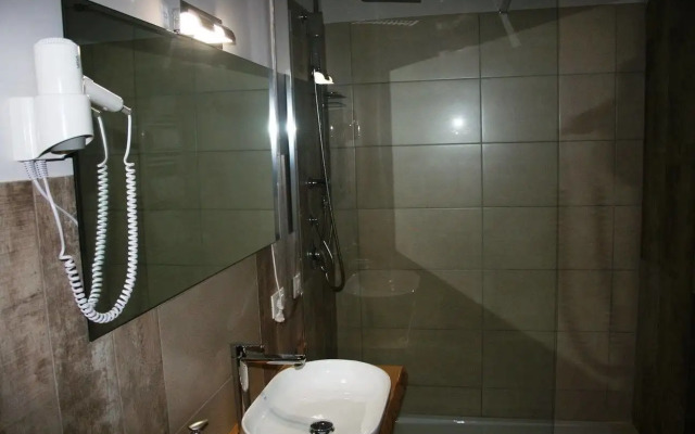 B&B Sorahnia Design House