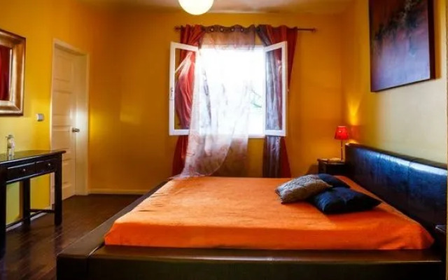 Vila Camacho Guest House