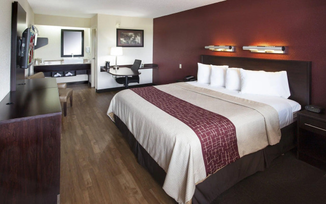 Red Roof Inn PLUS+ Secaucus - Meadowlands - NYC