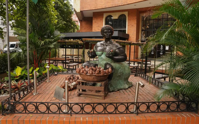 Hotel Dann Carlton Cali