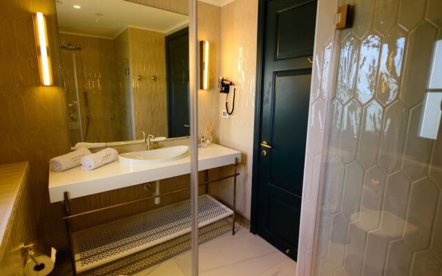 Zamarin Hotel