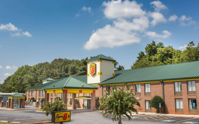 Super 8 By Wyndham Spartanburg/I-26 Exit 22