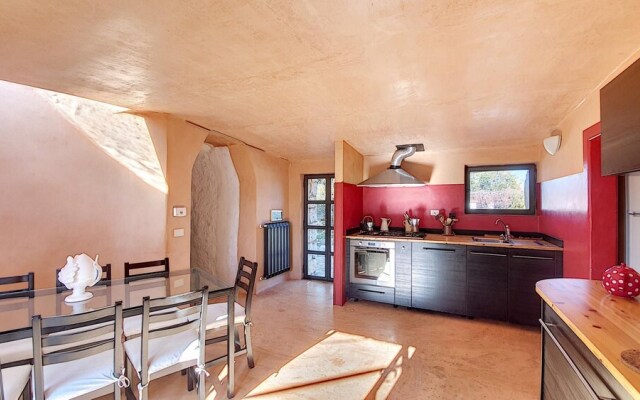 Cis002 in Cisternino