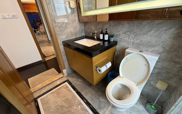 JB City CIQ-R&F Shopping Mall Apartment