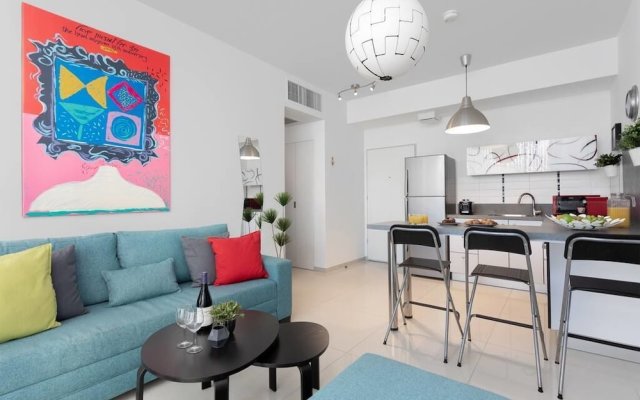 Smart 1Br In Allenby By Holyguest