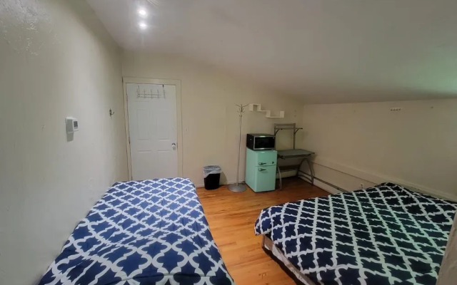 184 Heath St