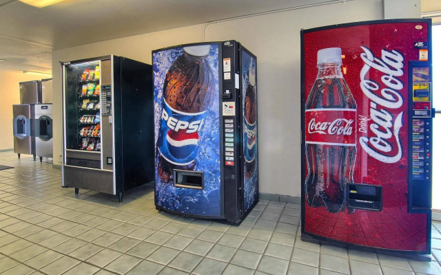 Motel 6 Fort Wayne, IN