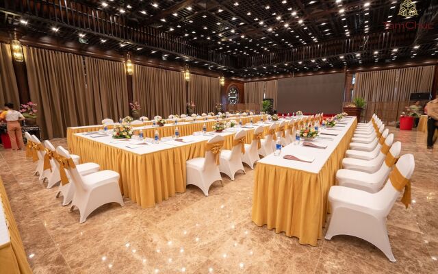Tam Chuc Complex
