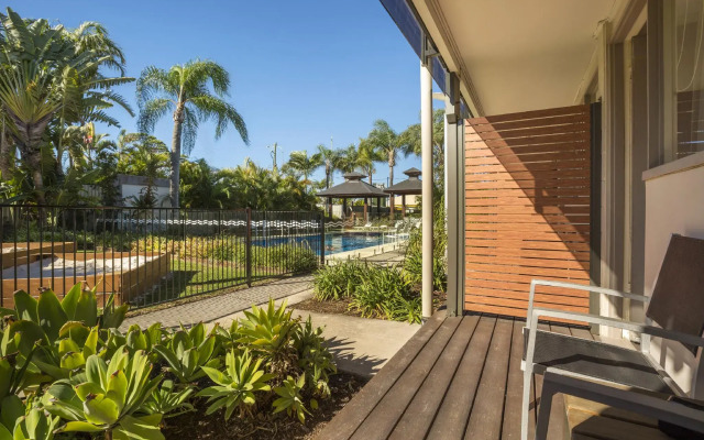 Nightcap at Golden Beach Tavern