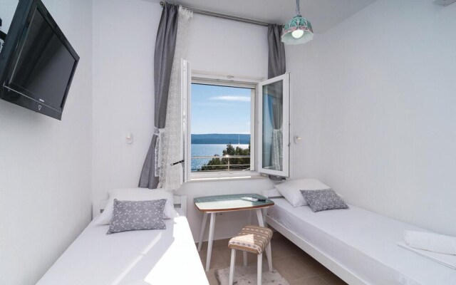 Amazing Home in Stanici With Wifi and 3 Bedrooms