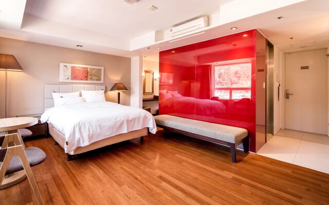 Maple Tourist Hotel