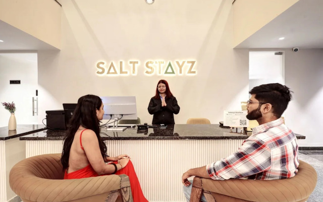 Saltstayz Premier – Golf Course Road & Sector 42