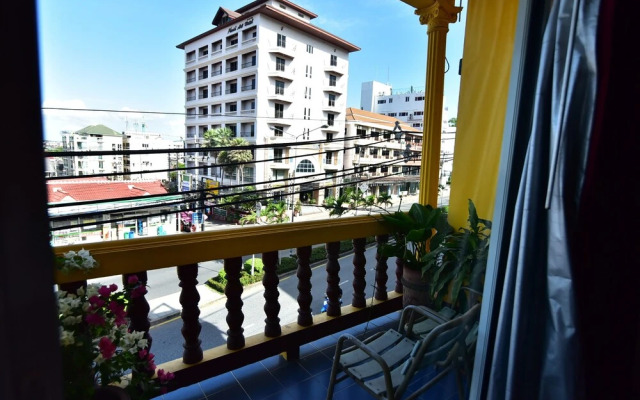 Enjoy Andre Restaurant & Room