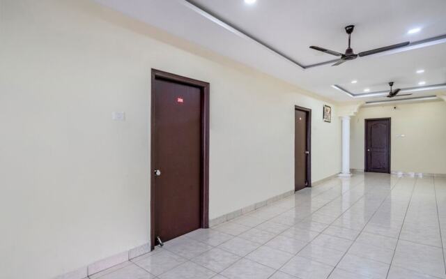 iROOMZ Hotel Ritzy Grand