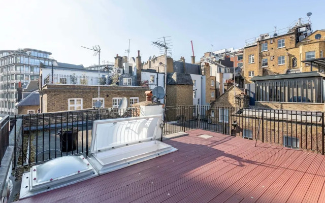 Beautiful House in Heart of Mayfair