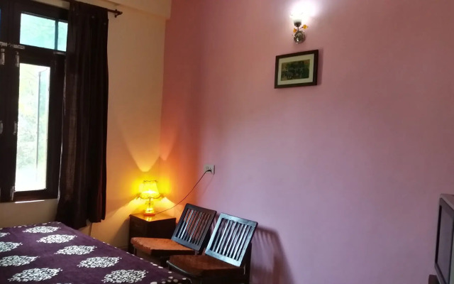 Hotel Thamsar