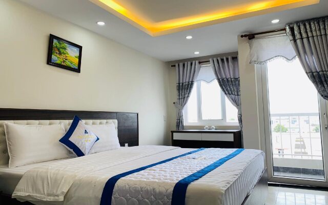 Tran Long Binh Duong Hotel