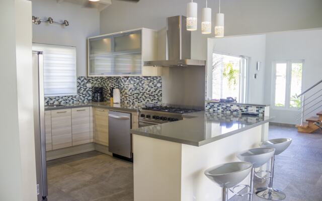 Arashi Beach Villa