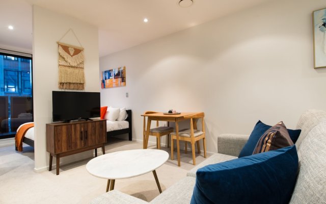 Ehome - Central Location - the Heart of Queen Street Living