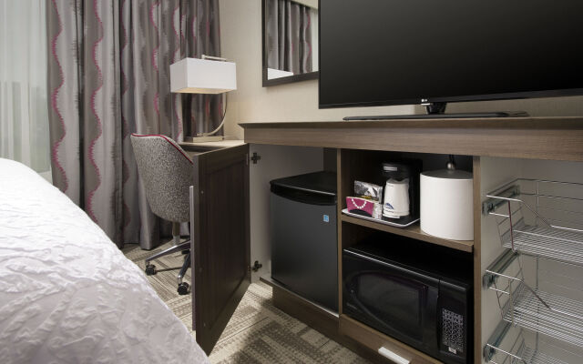 Hampton Inn Louisville East/Hurstbourne