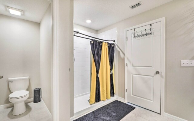 Modern & Bright Ruskin Home Near Bahia Beach!