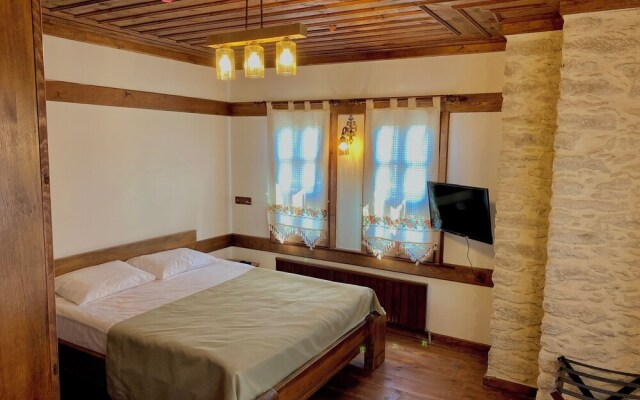 Saffronia 1900 Boutique Hotel