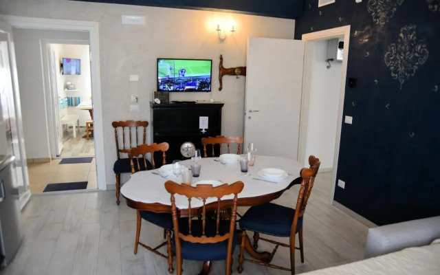 Suites Train Station Mestre Apartment    (No Front Desk Need To Contact Property 5  Days In Advance)
