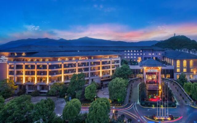 Howard Johnson Hotel Tongfang Plaza Zhuji