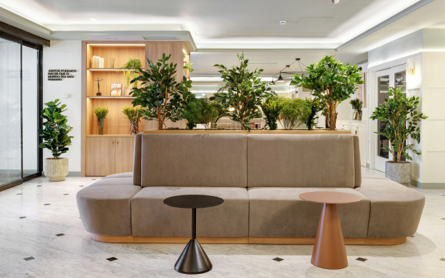 B&B Hotel Zaragoza Royal - Image 2