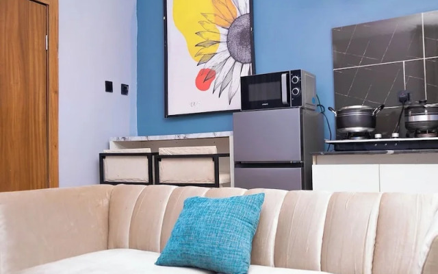 Crestville Apartments