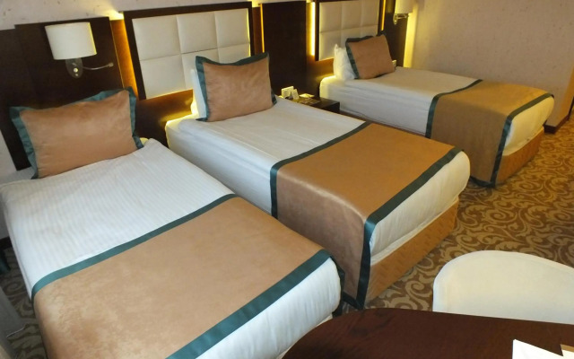 Asrin Park Hotel