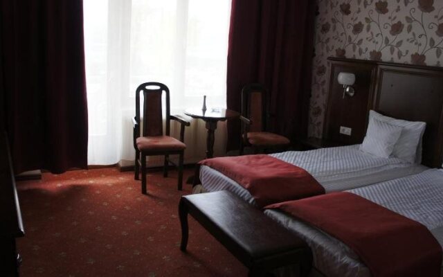 Hotel President