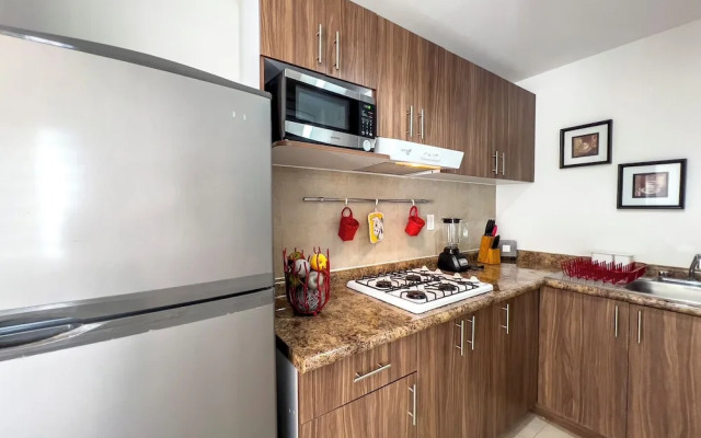 Poliforum Modern 2BR Modern Apartment