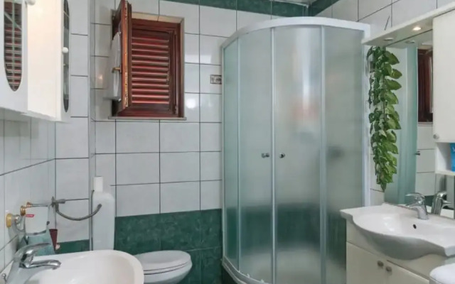 Apartments Tomic
