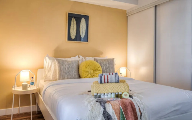 Toronto Escape - The Jasper Suite