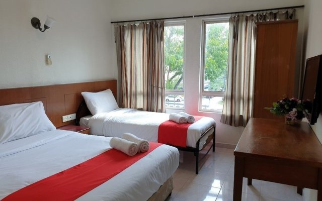 OYO 536 Fully Hotel Johor Jaya