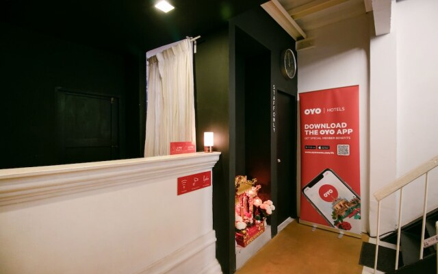 Oyo Chatel Hostel Bangkok