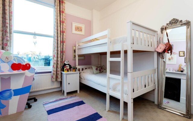 Archway Hideaway