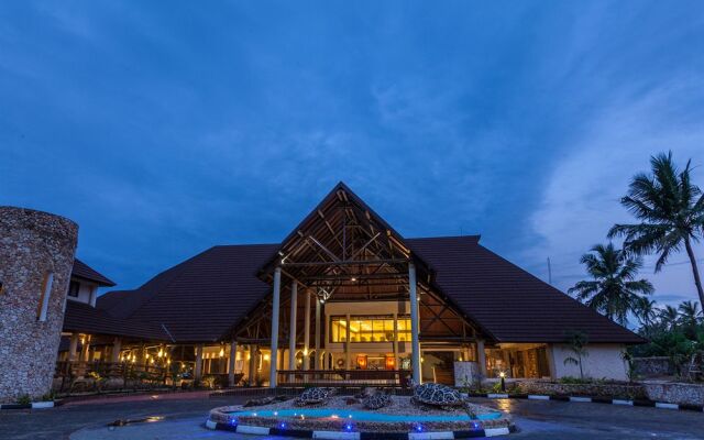 Amani Tiwi Beach Resort