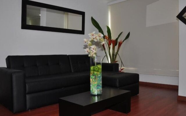 Apartasuites Plaza Modelia