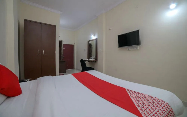 OYO 46286 Hotel Royal Regency