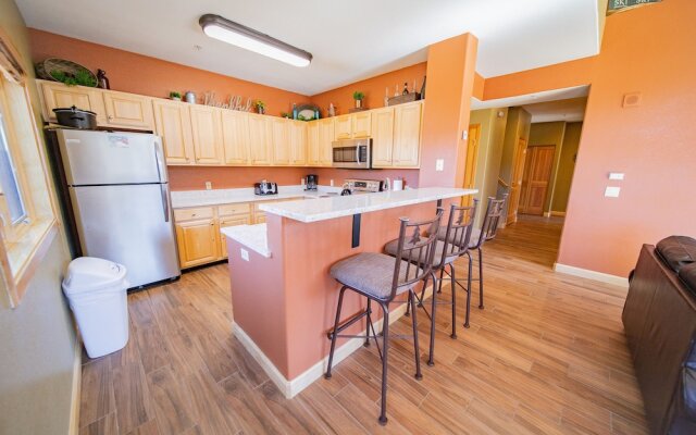 Gateway Lodge 5099 by SummitCove Vacation Lodging